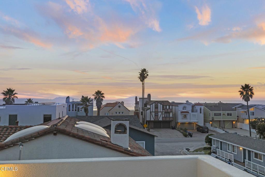 MLS #V1-33642 image #5