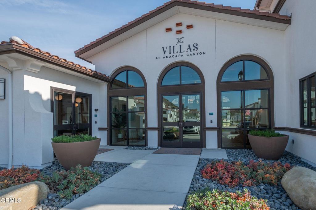 MLS #V1-33644 image #24