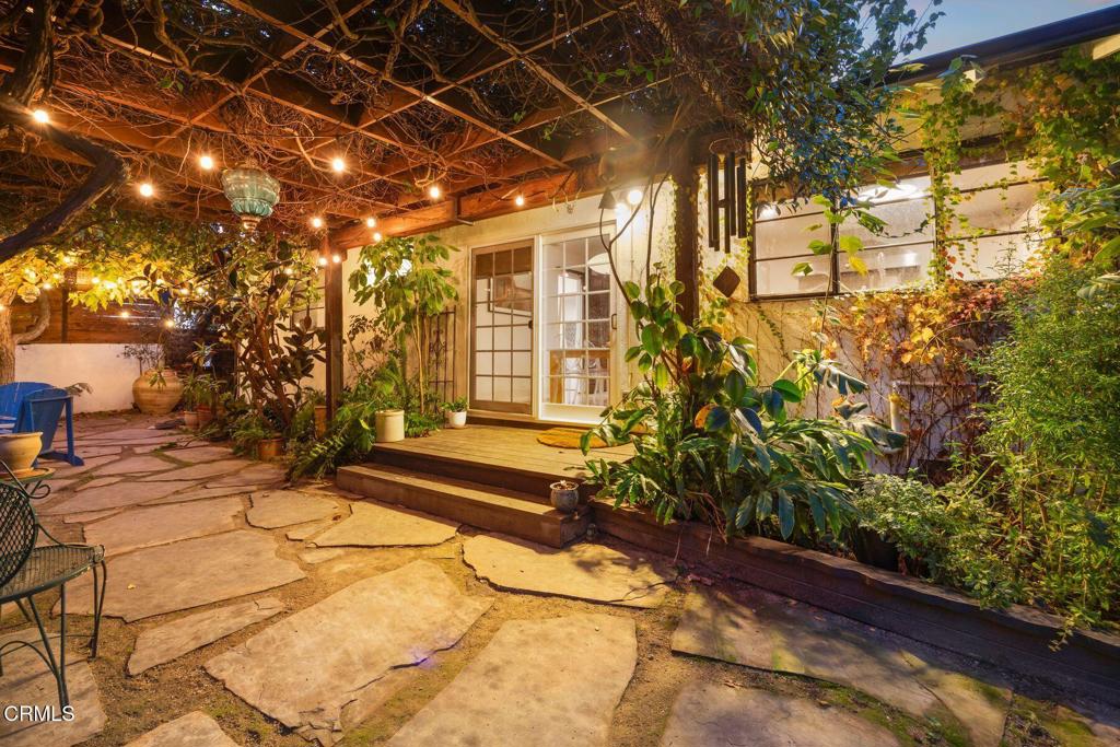 MLS #V1-33648 image #15