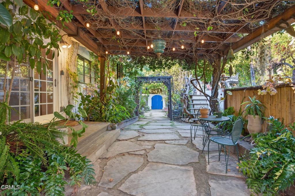 MLS #V1-33648 image #19