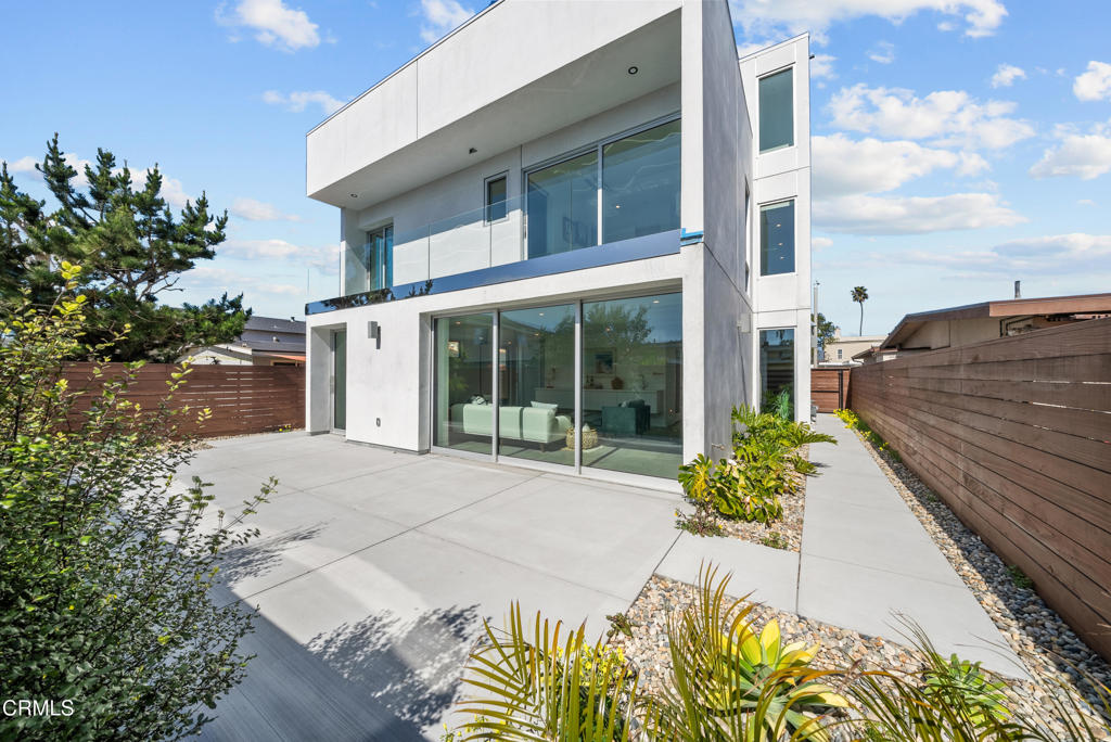 MLS #V1-33657 image #18