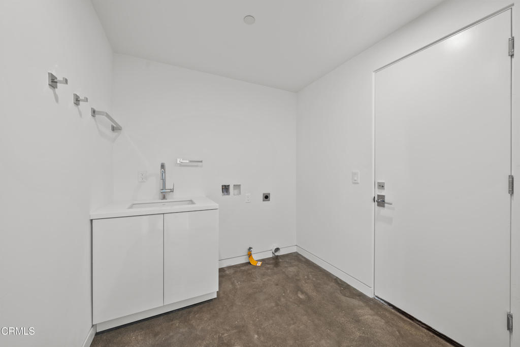 MLS #V1-33657 image #21