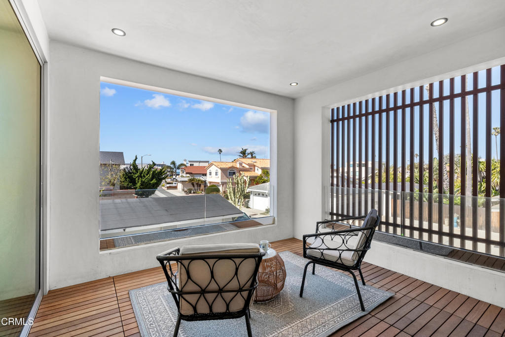 MLS #V1-33657 image #37