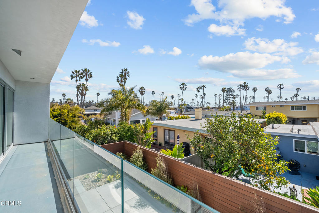 MLS #V1-33657 image #42