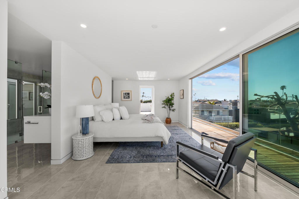 MLS #V1-33657 image #49