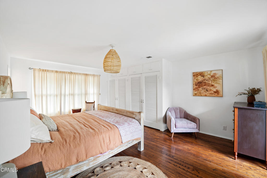 MLS #V1-33658 image #18