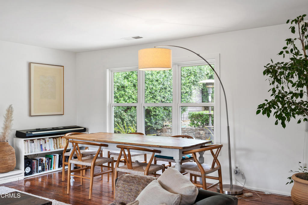 MLS #V1-33658 image #2