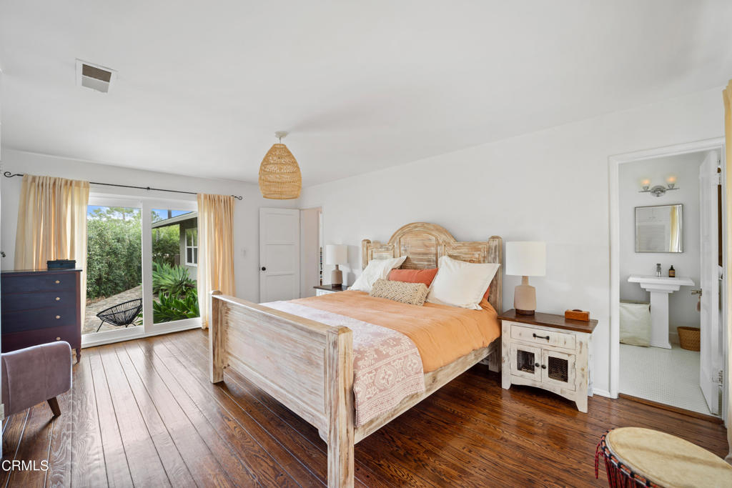 MLS #V1-33658 image #20