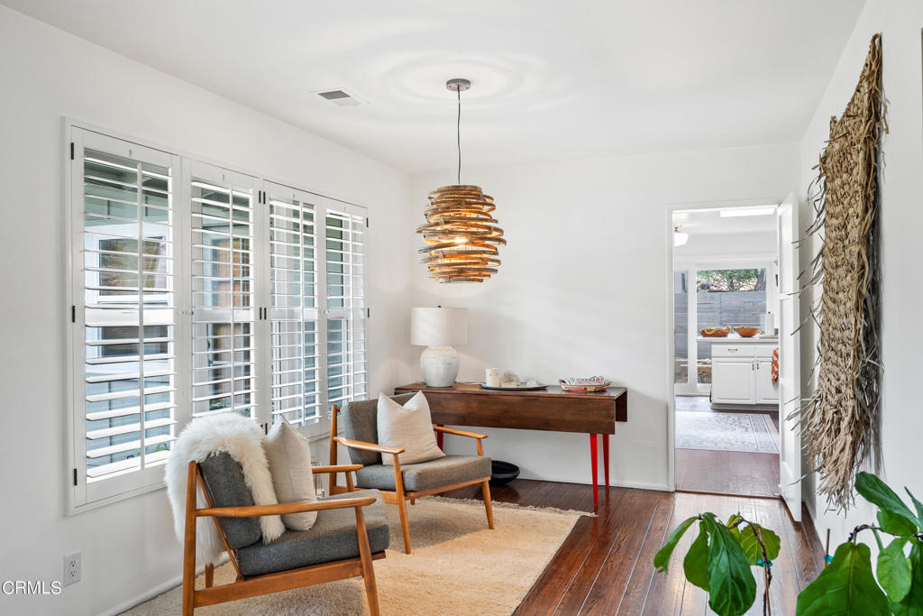 MLS #V1-33658 image #8