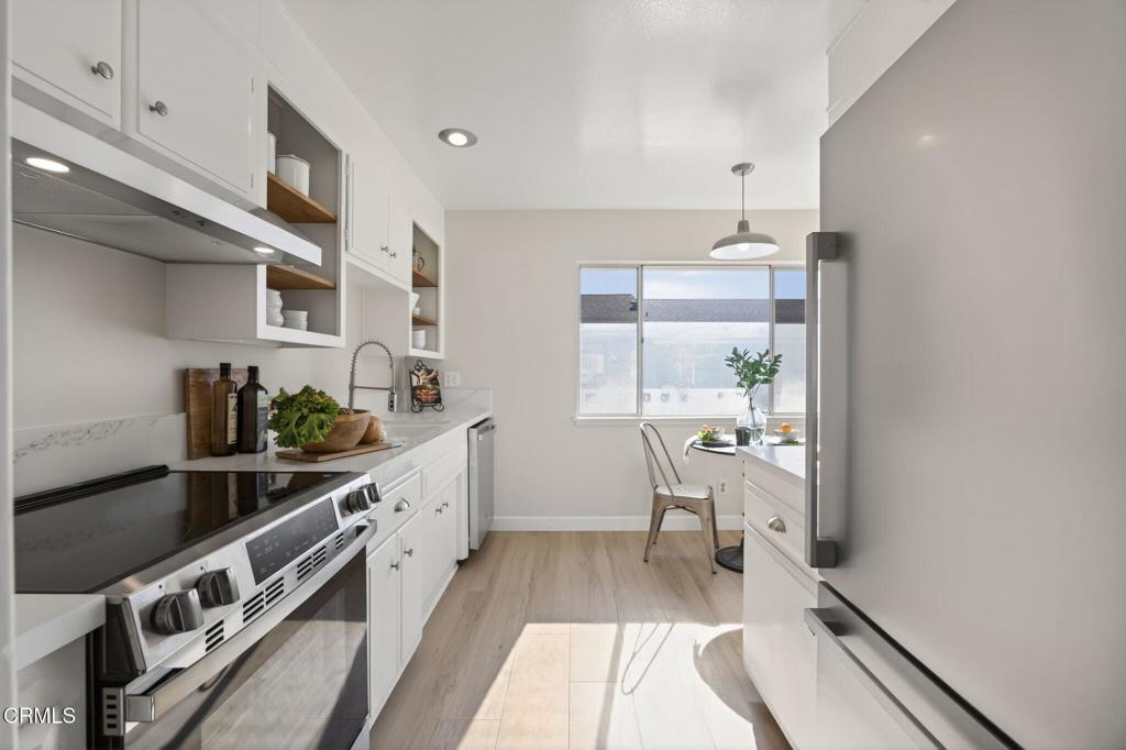 MLS #V1-33661 image #22