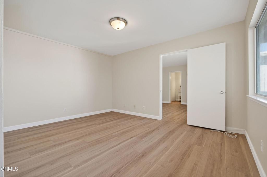 MLS #V1-33661 image #36