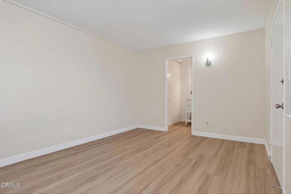 MLS #V1-33661 image #38