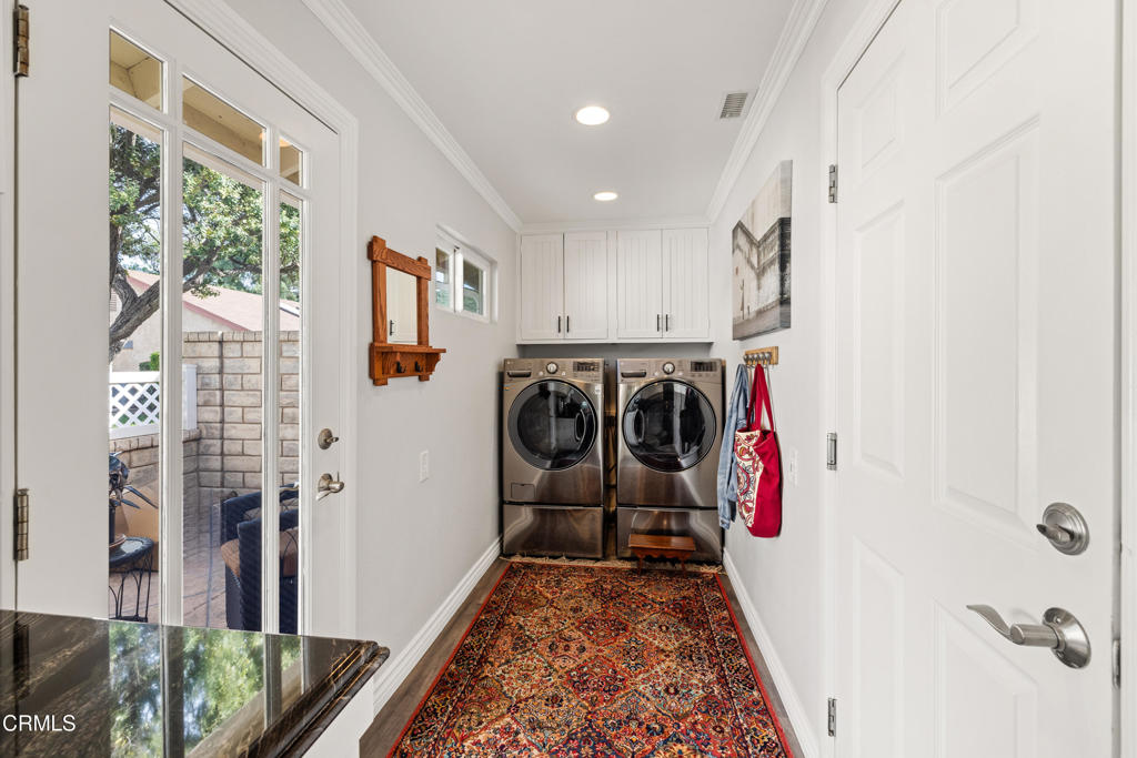 MLS #V1-33662 image #10