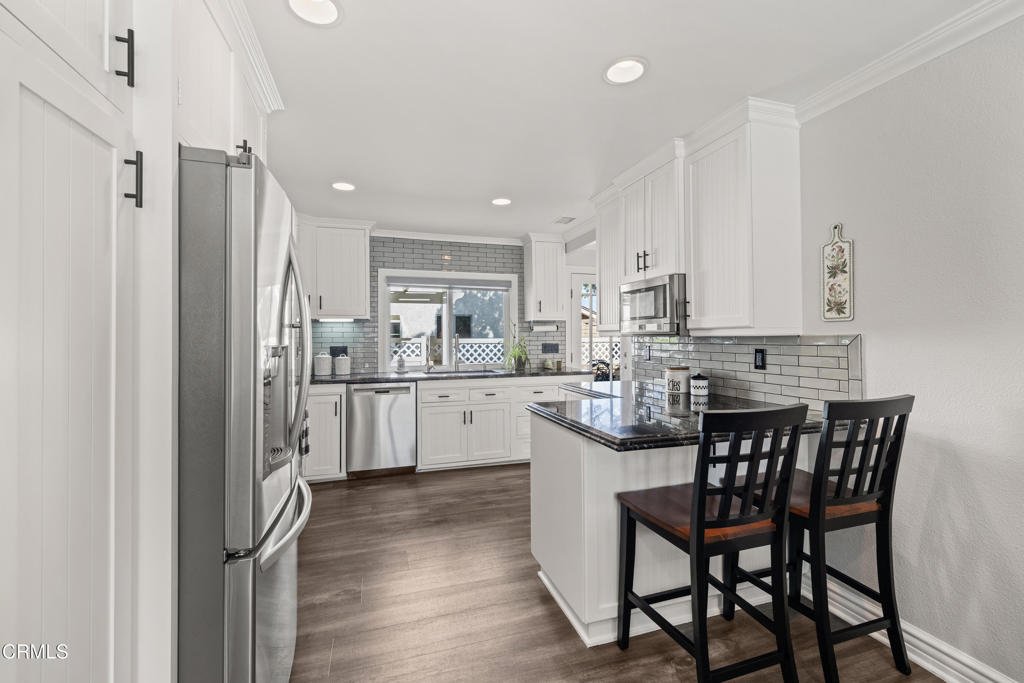 MLS #V1-33662 image #6