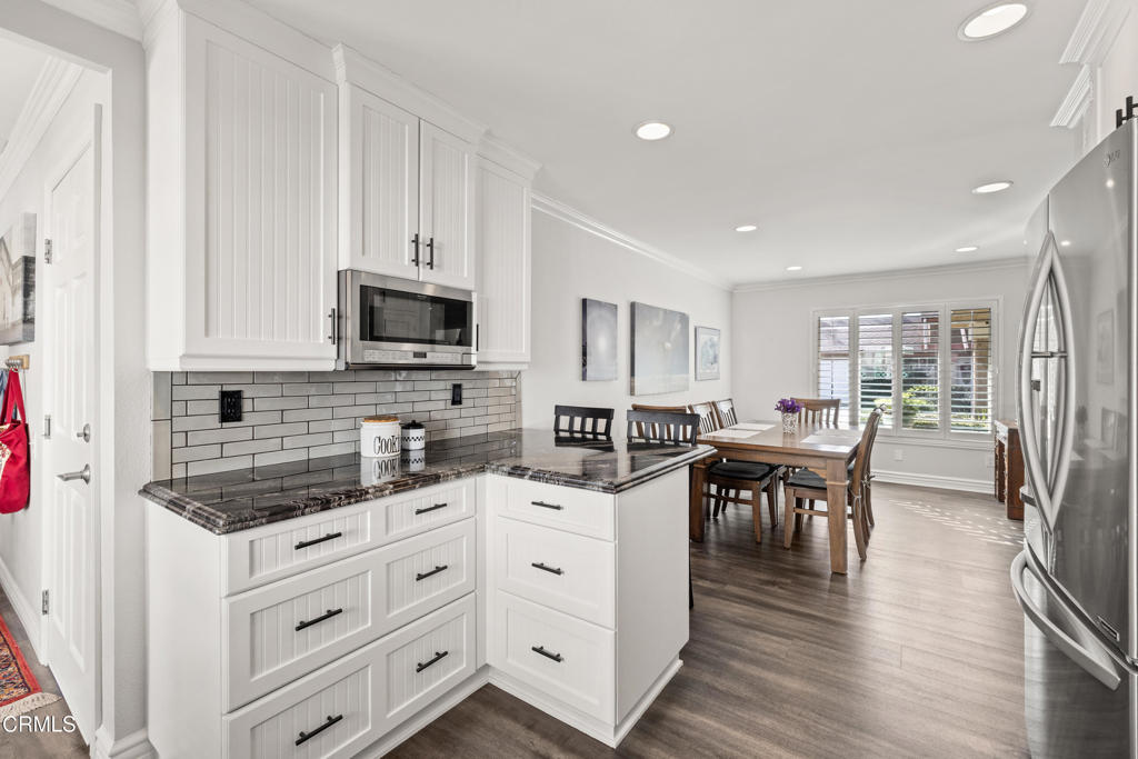 MLS #V1-33662 image #8