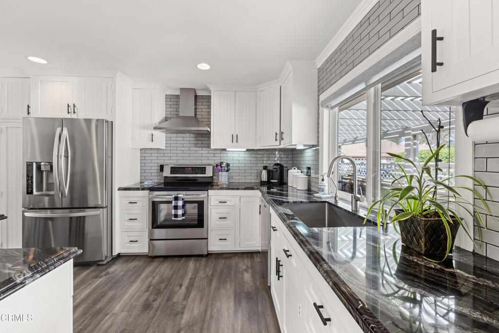 MLS #V1-33662 image #9