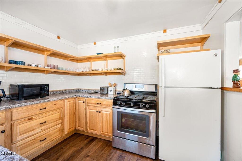 MLS #V1-33664 image #13