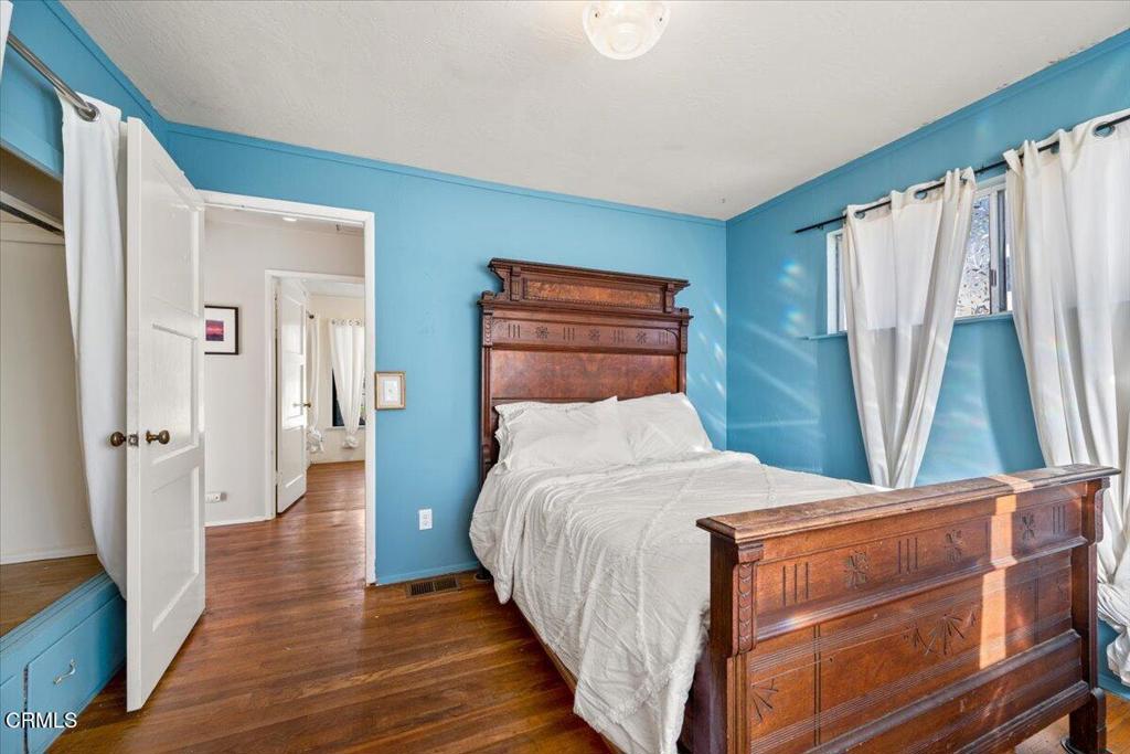 MLS #V1-33664 image #16