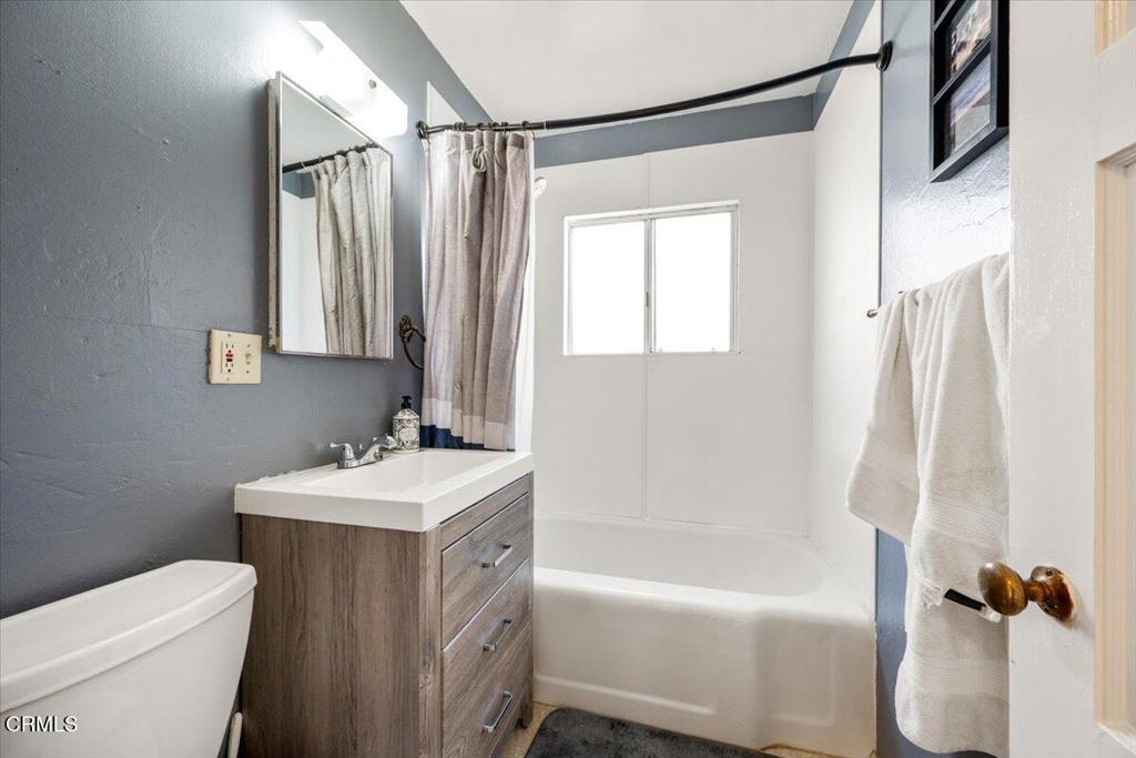 MLS #V1-33664 image #17