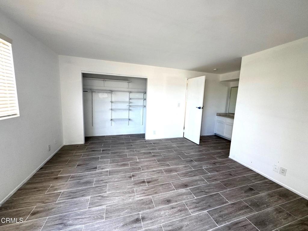 MLS #V1-33669 image #10