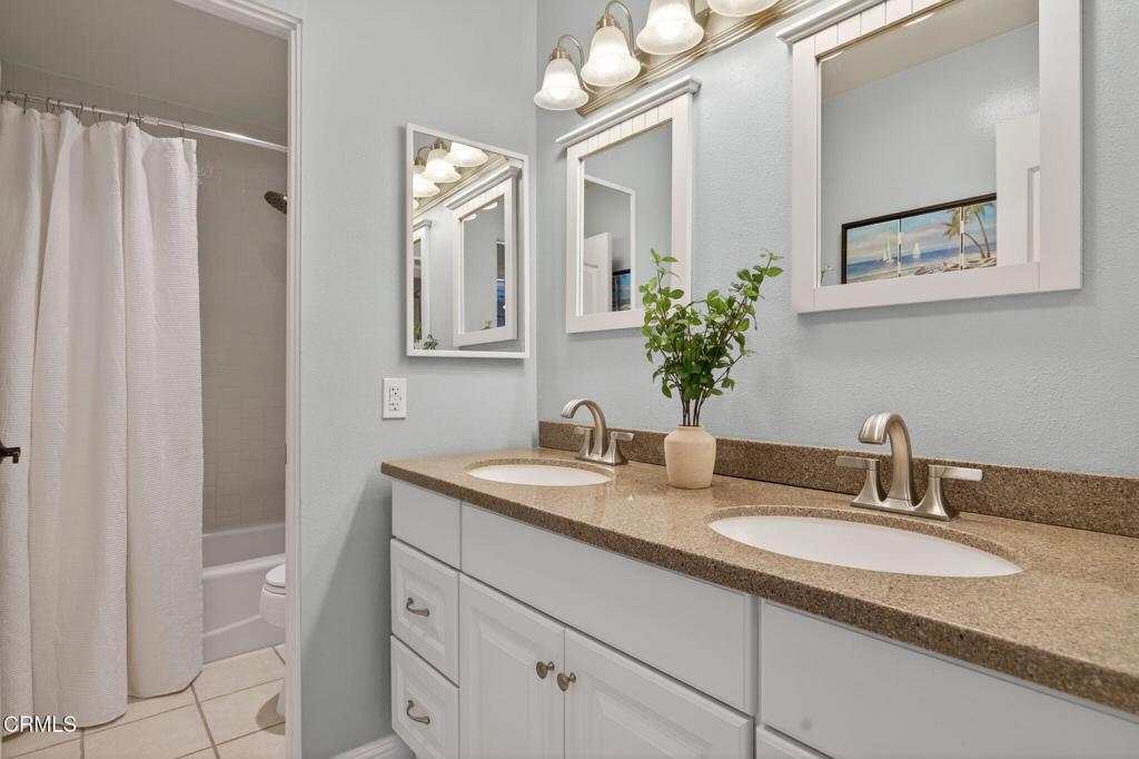 MLS #V1-33670 image #43