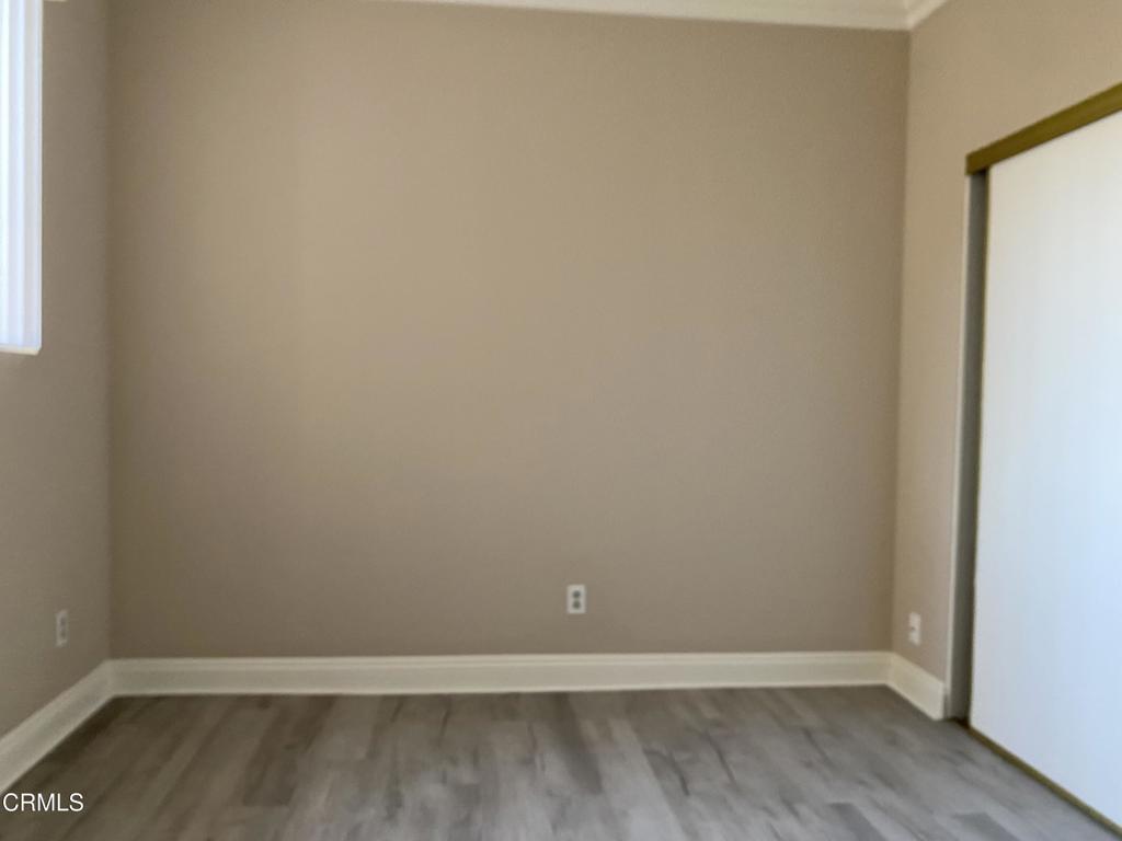 MLS #V1-33672 image #10