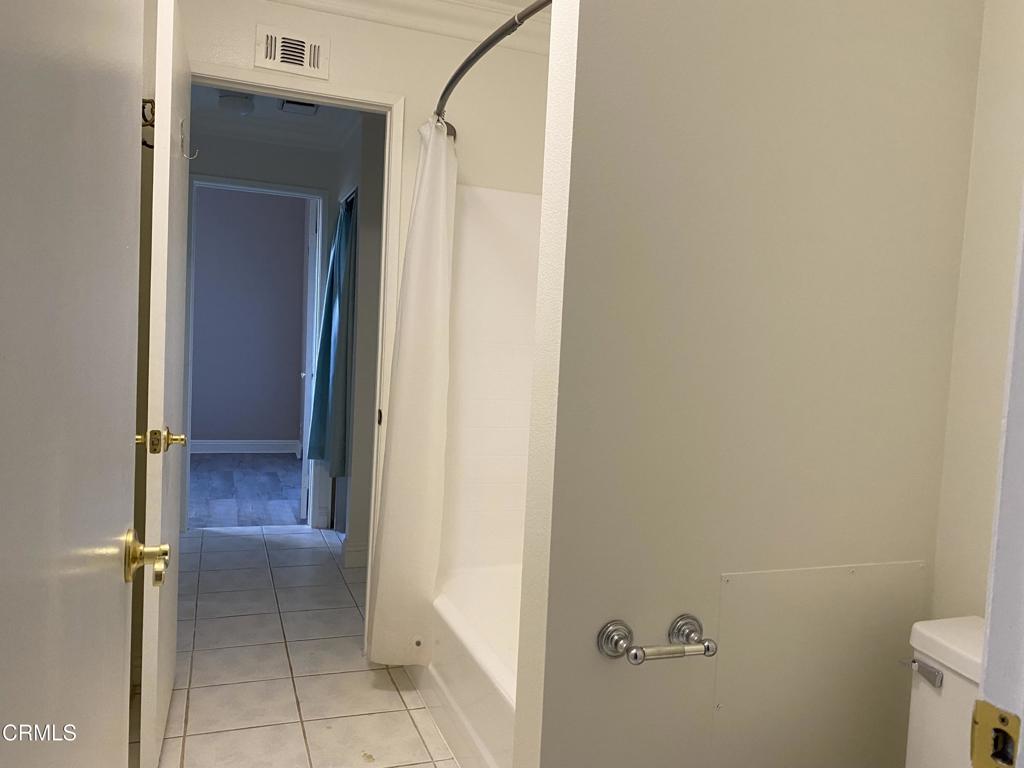 MLS #V1-33672 image #11