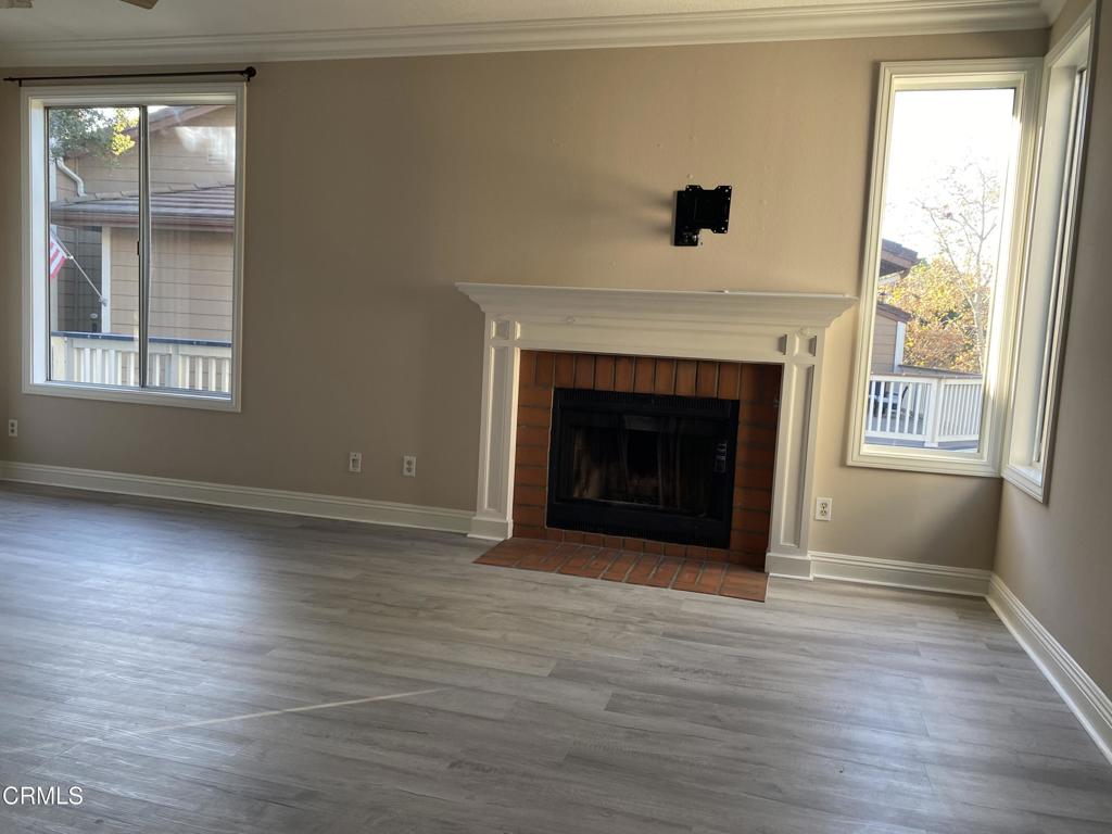 MLS #V1-33672 image #2