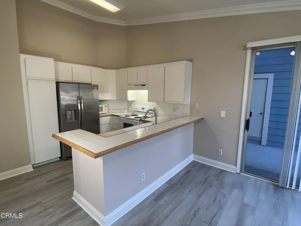 MLS #V1-33672 image #6