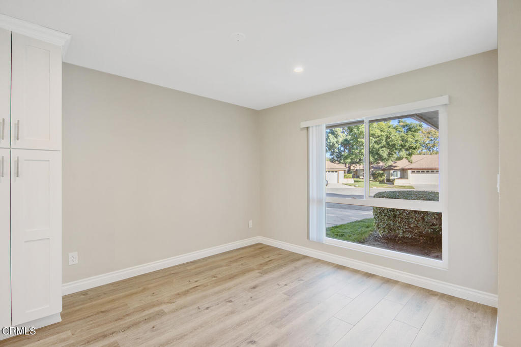 MLS #V1-33673 image #13