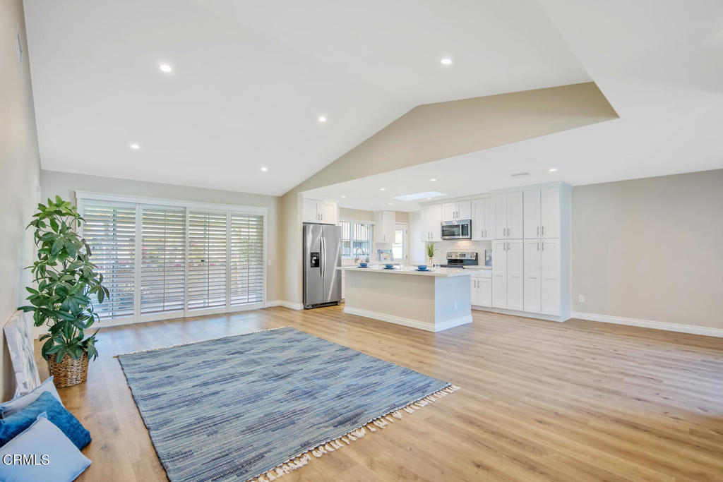 MLS #V1-33673 image #7