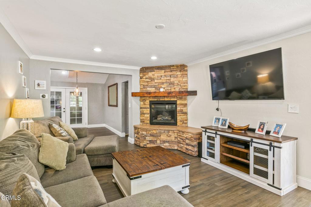 MLS #V1-33675 image #6