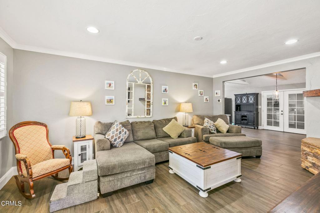 MLS #V1-33675 image #8