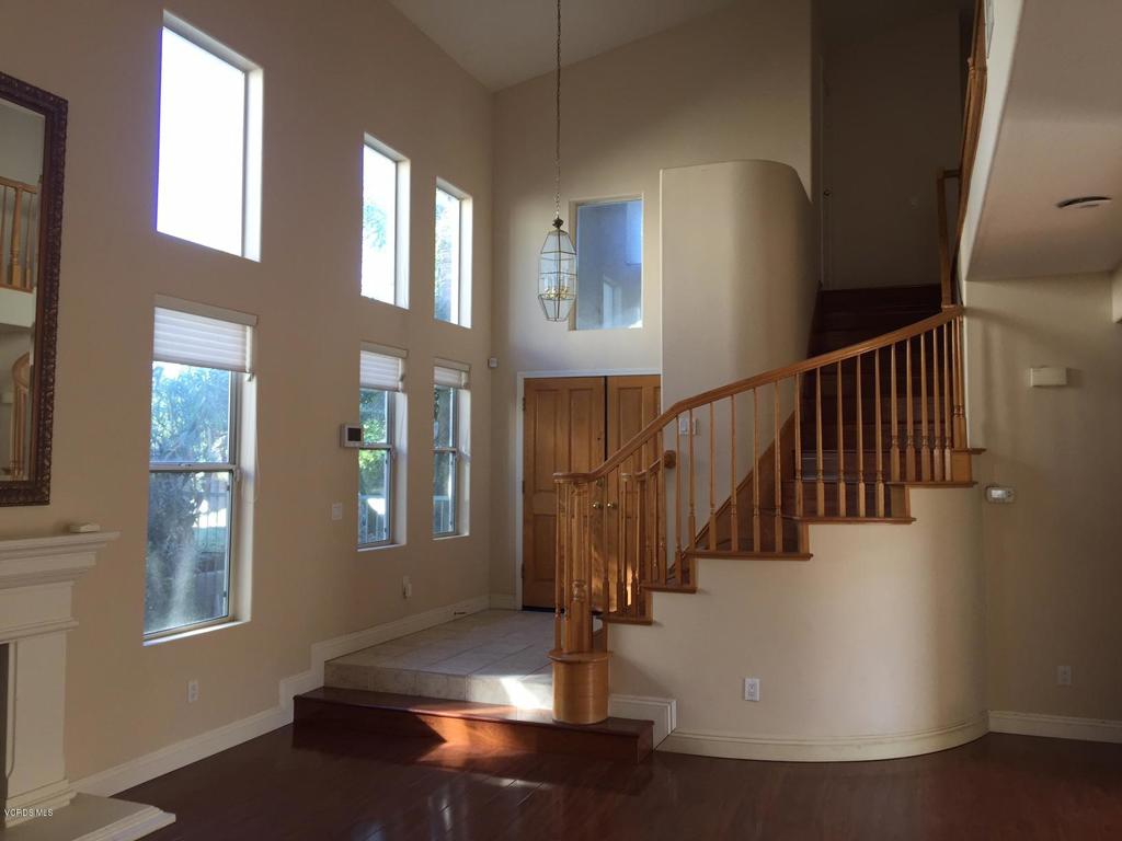 MLS #V1-33677 image #2