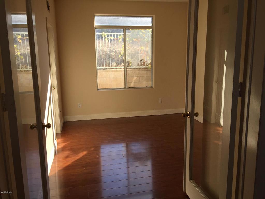 MLS #V1-33677 image #9