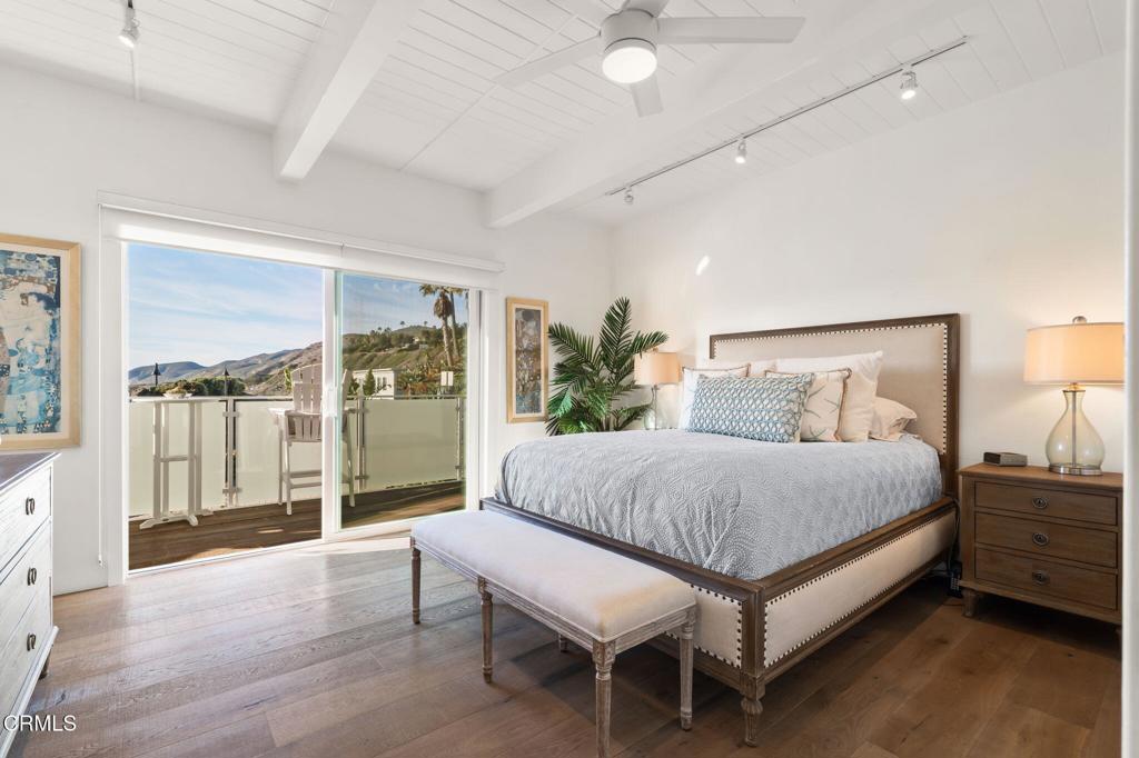 MLS #V1-33682 image #15