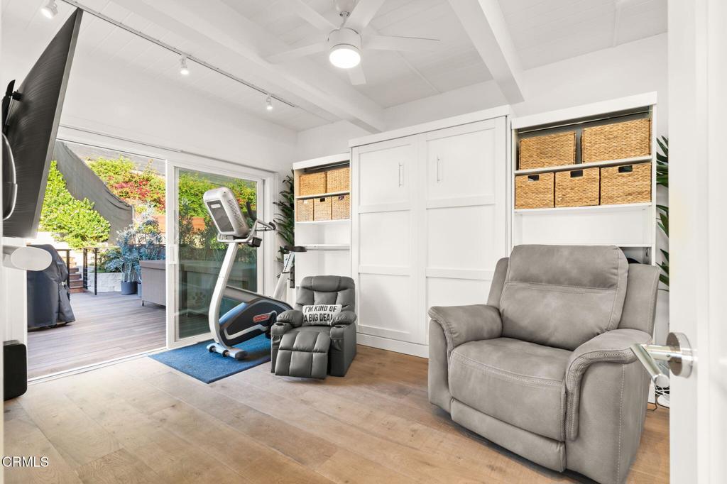 MLS #V1-33682 image #21