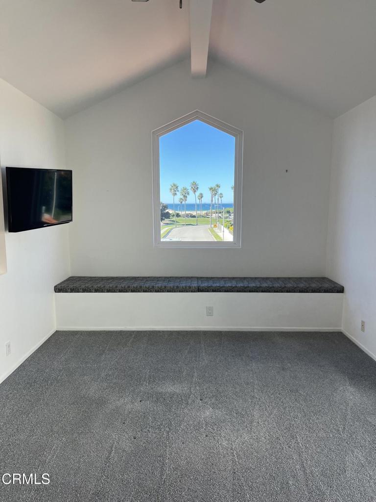 MLS #V1-33683 image #12