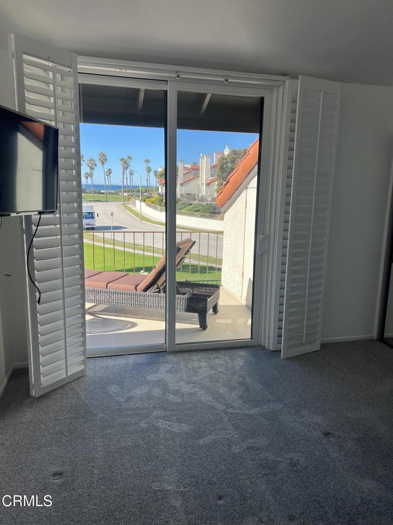 MLS #V1-33683 image #16