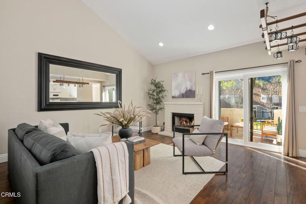 MLS #V1-33684 image #2