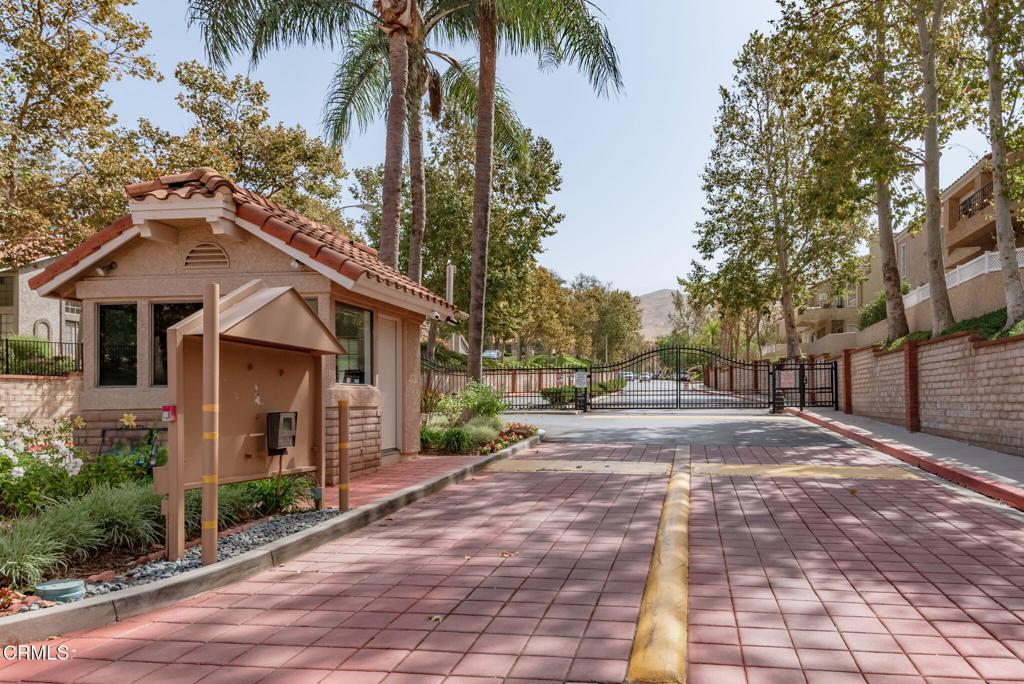 MLS #V1-33684 image #28