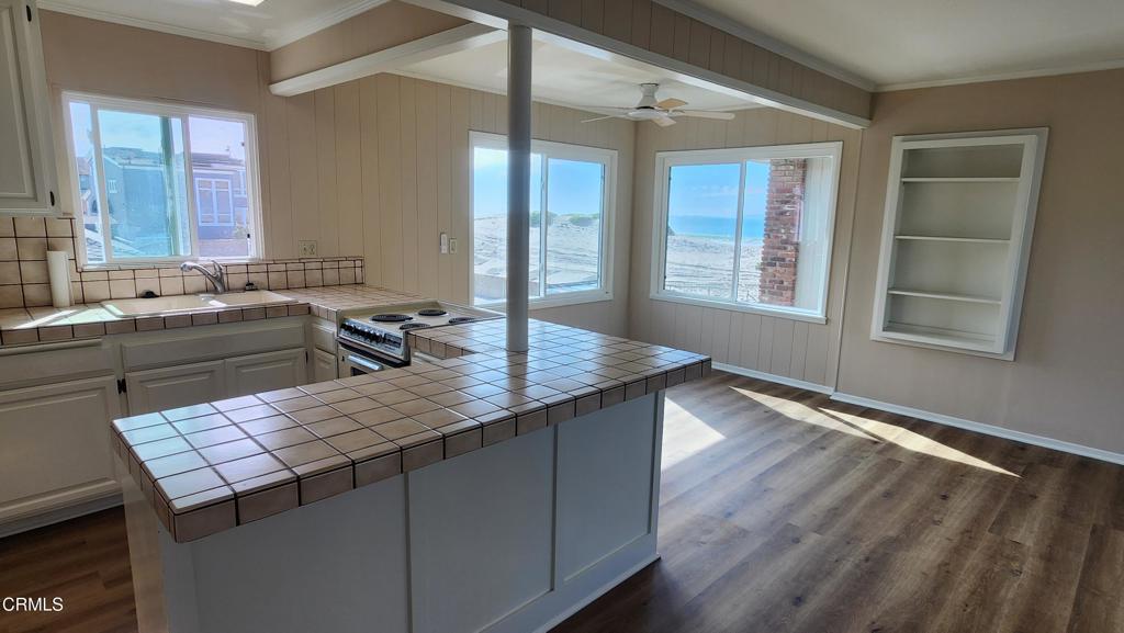 MLS #V1-33686 image #6