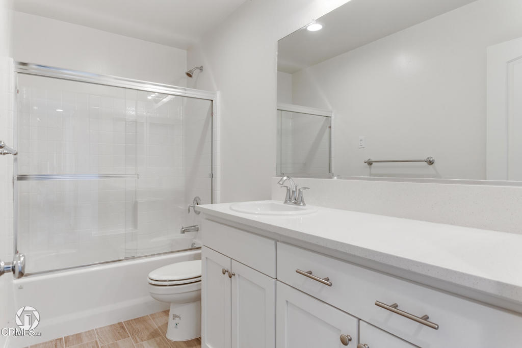 MLS #V1-33688 image #23