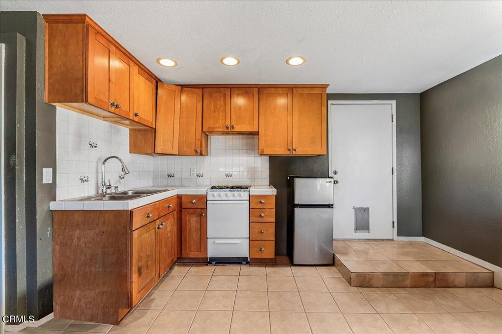 MLS #V1-33689 image #15