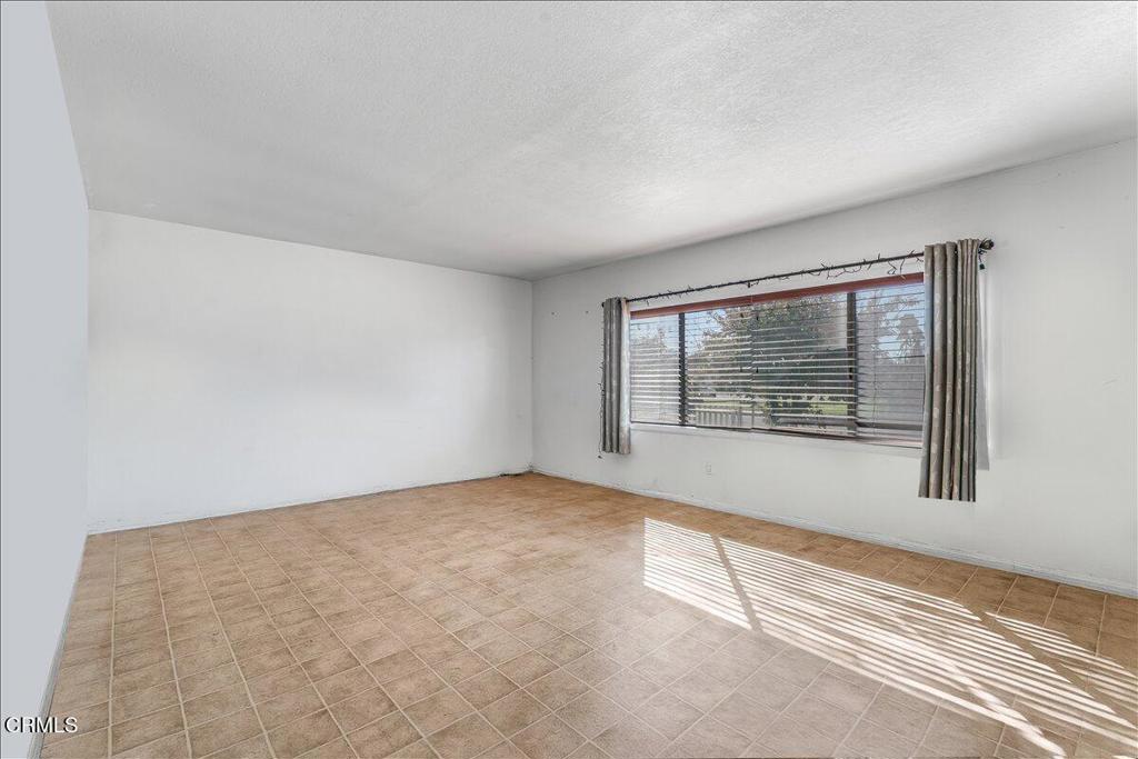 MLS #V1-33689 image #6