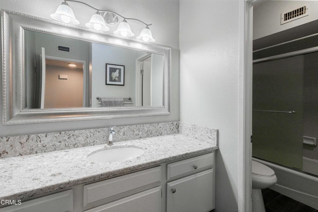 MLS #V1-33690 image #16