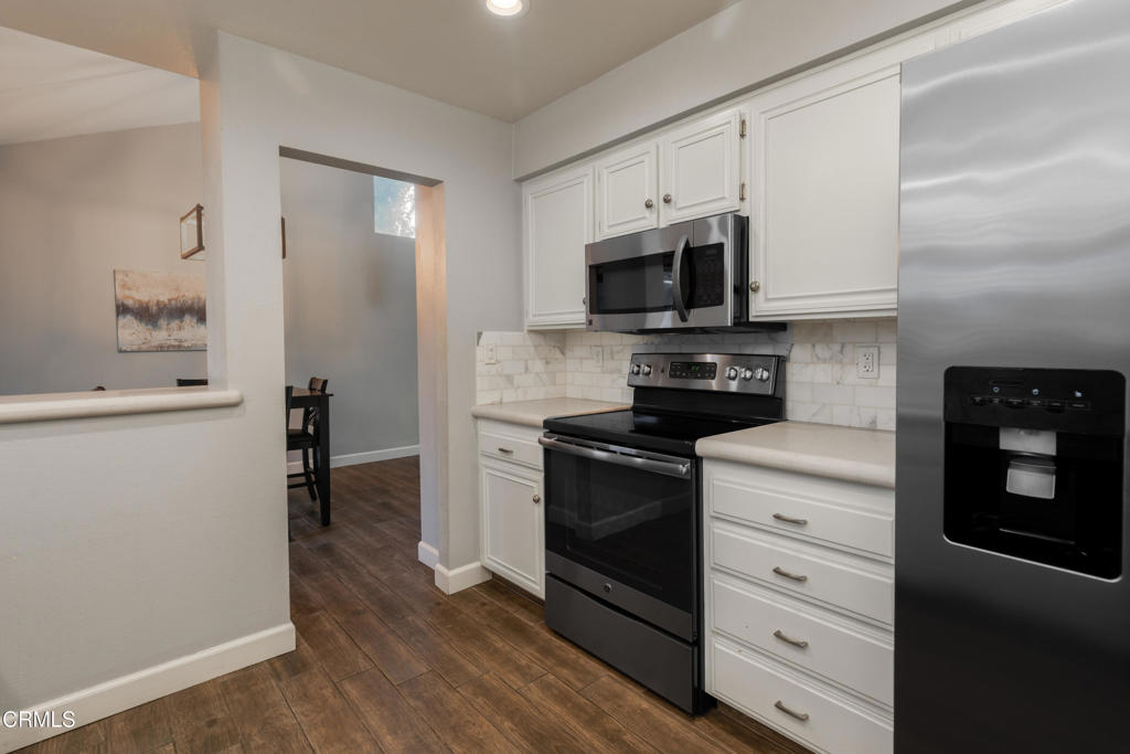 MLS #V1-33690 image #8