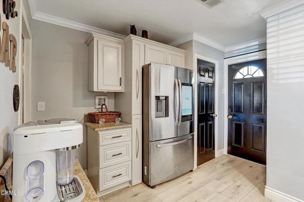 MLS #V1-33692 image #12