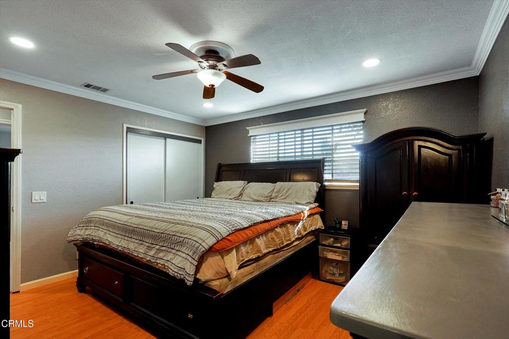 MLS #V1-33692 image #18