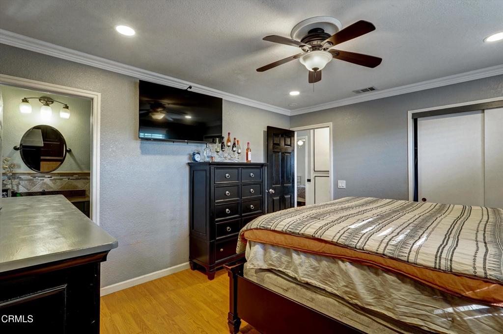 MLS #V1-33692 image #19